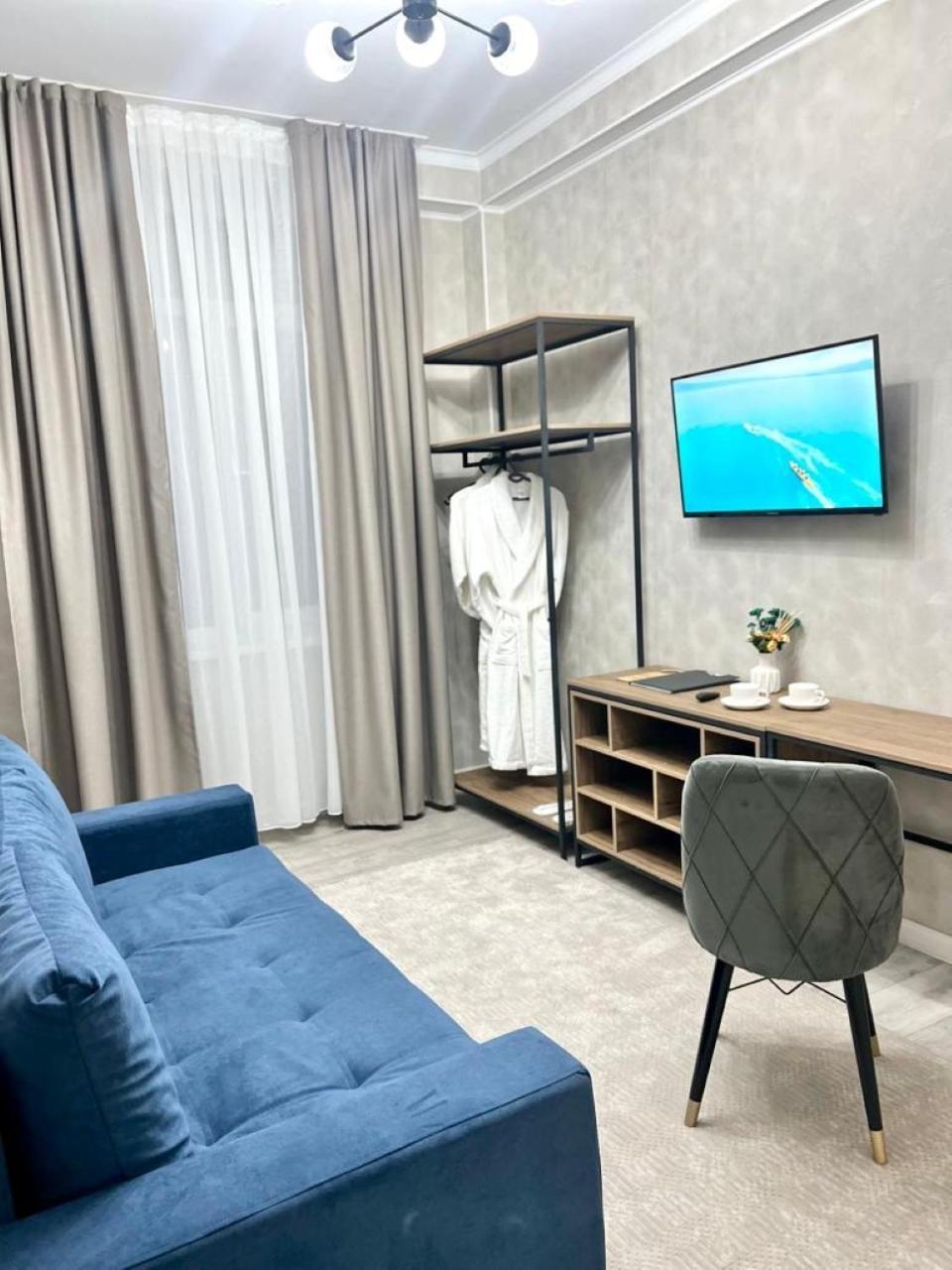 Urban Hotel بيشكيك المظهر الخارجي الصورة
