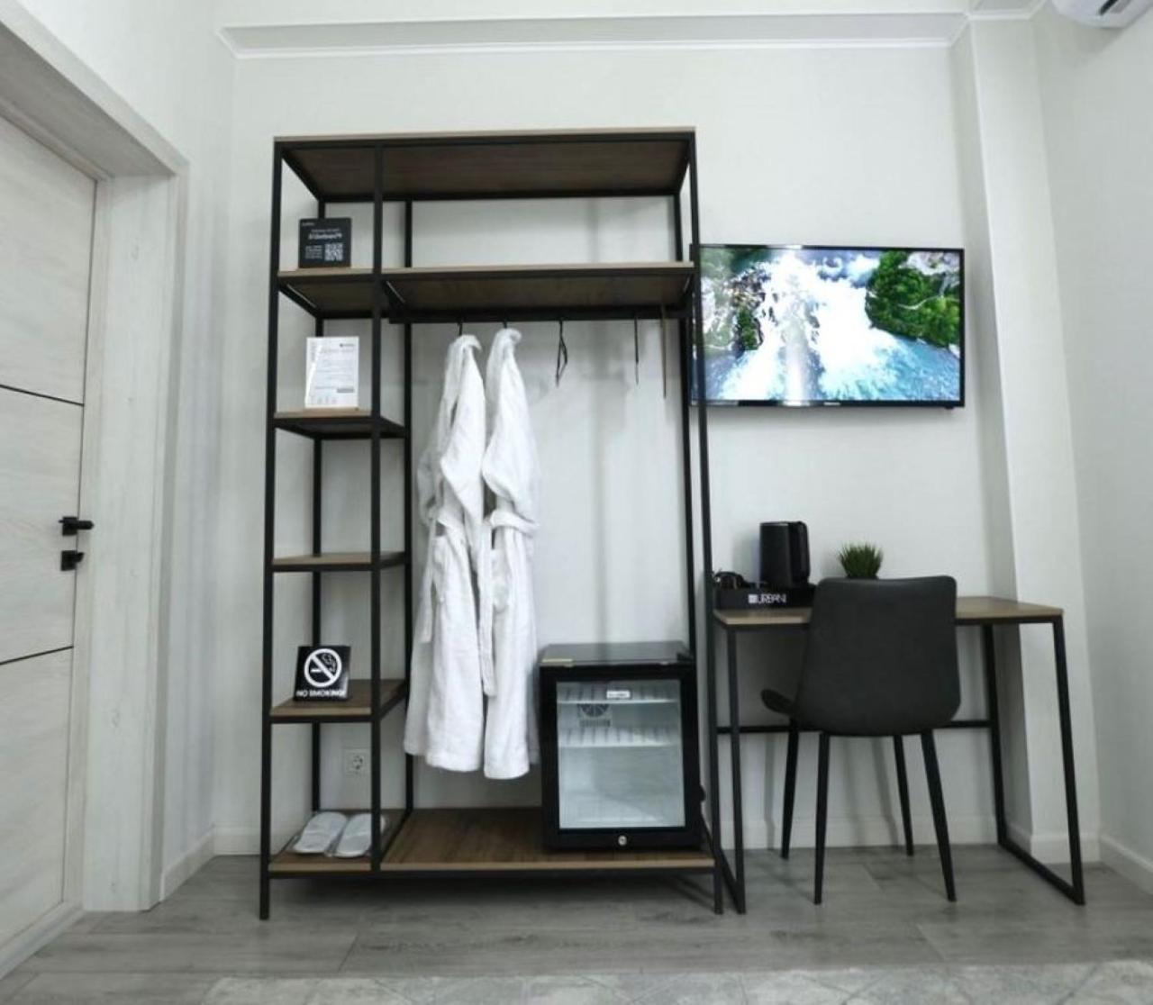 Urban Hotel بيشكيك المظهر الخارجي الصورة