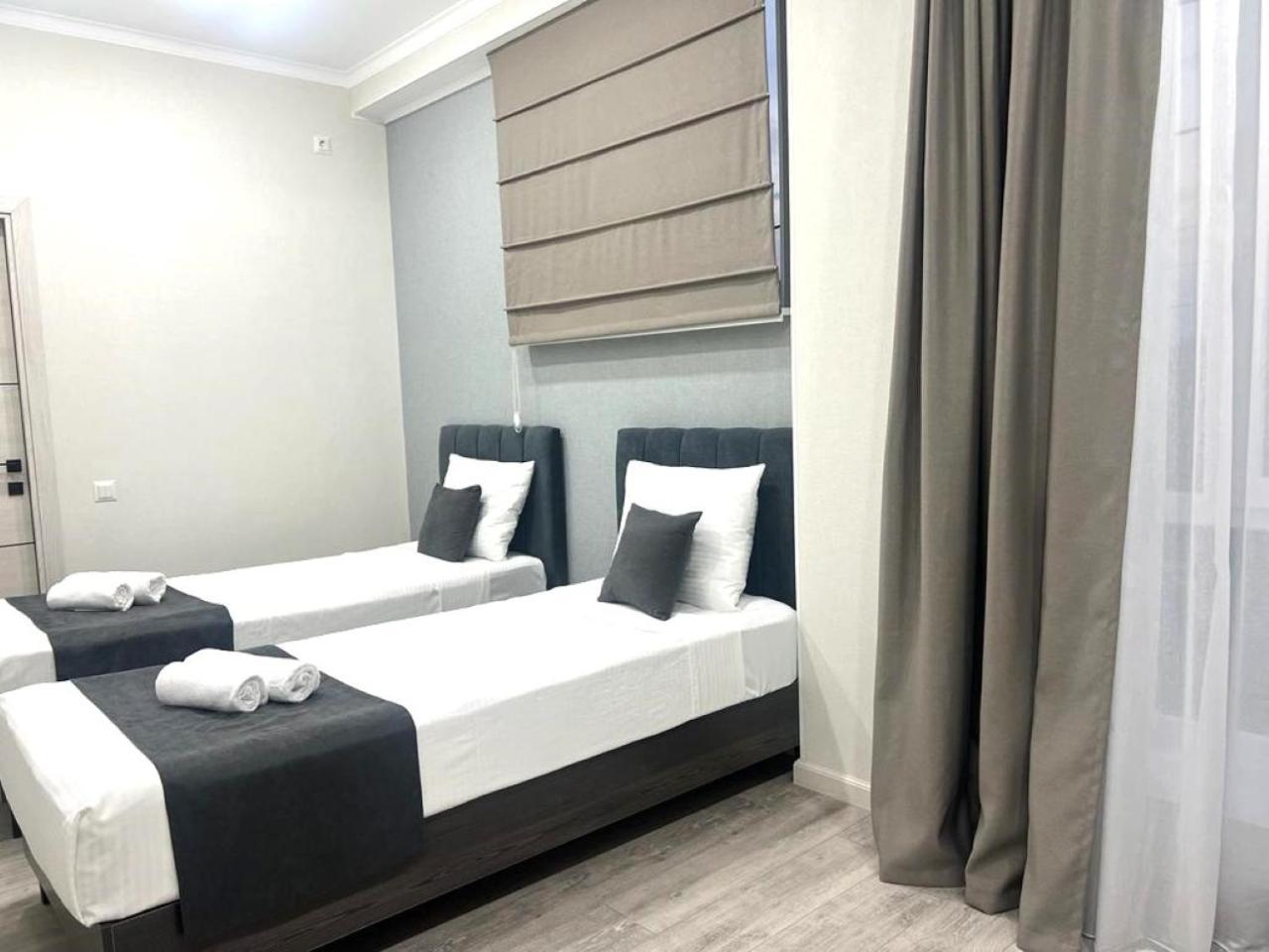 Urban Hotel بيشكيك المظهر الخارجي الصورة